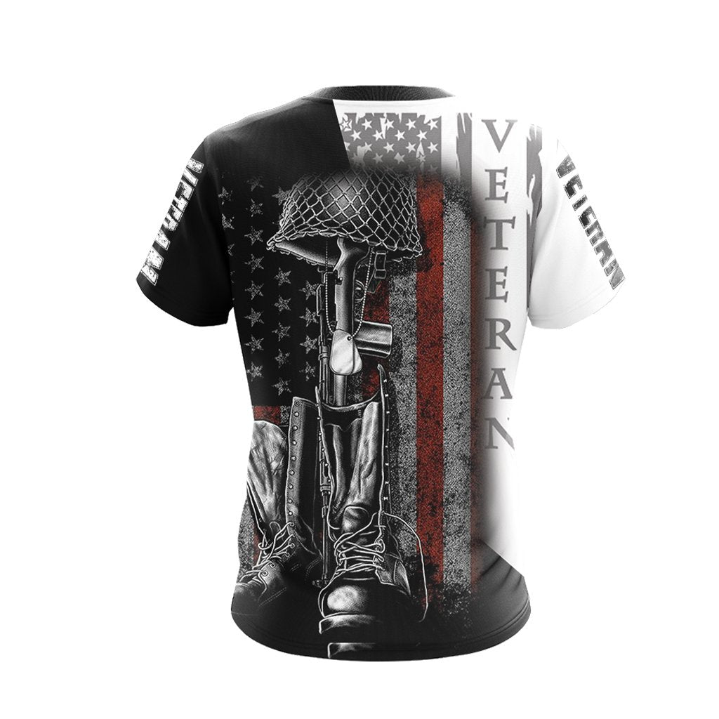 Veteran T-Shirt Veteran Soilder Silhouette T-Shirt Black White Unisex - Trendy Gift For Men & Women